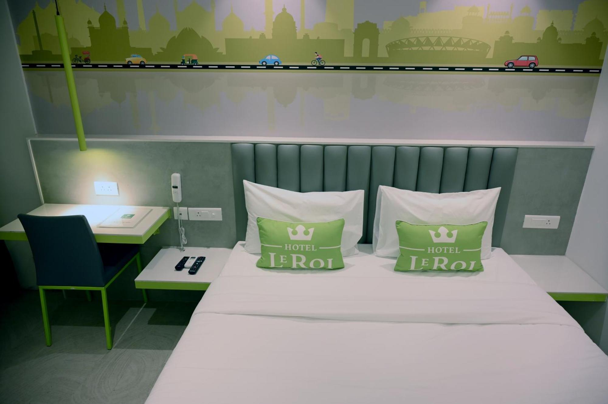 Hotel Le Roi Express Karol Bagh Делі Екстер'єр фото