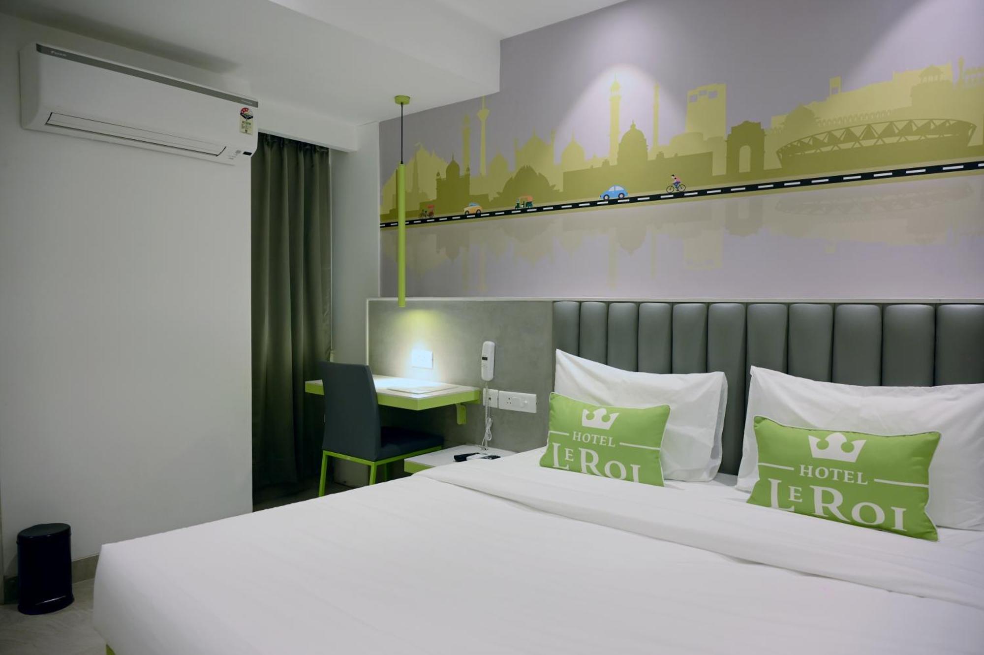 Hotel Le Roi Express Karol Bagh Делі Екстер'єр фото